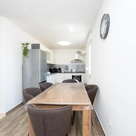 Apartment By The Sea Biograd Na Moru, Biograd - 25467 Biograd Na Moru